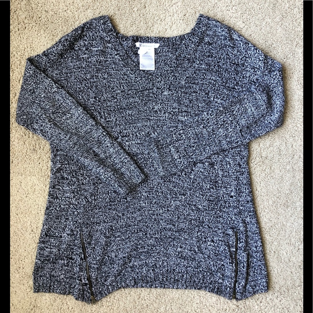 BCBG black and white sweater